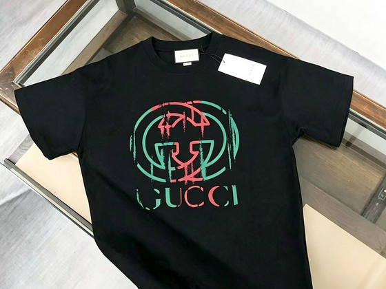 Uued meeste t-särgid Gucci, Philipp Plein, Prada, Armani