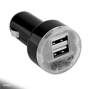 Автомобильное зарядное устройство, 2 порта USB (3 фото из 3)