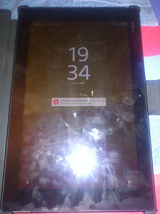 Планшет Sony Xperia Tablet Z2 10.1 16GB WiFi + 4G + чехлы (3 фото из 5)