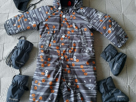 Reimatec комбинезон 74, Шляпа Woolwalk, перчатки Huppa