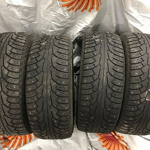 265/65/17 Nokian Hakkapeliitta шипованные шины (3 фото из 5)