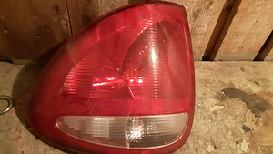 Tagatuli Chrysleri linnale ja maale (1 foto / 2)