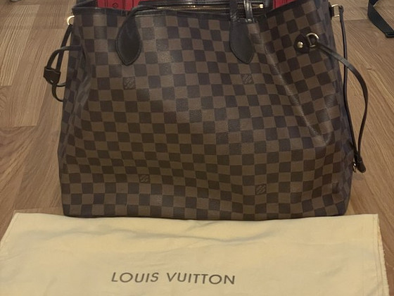 Chanel, Lois Vuitton сумки, точная копия.