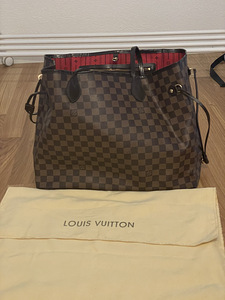 Chanel, Lois Vuittoni käekotid, koopia. (1 foto / 10)