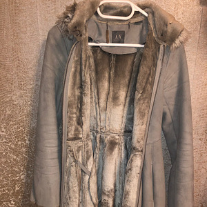 Armani exchane faux fur karvane mantel (2 foto / 3)