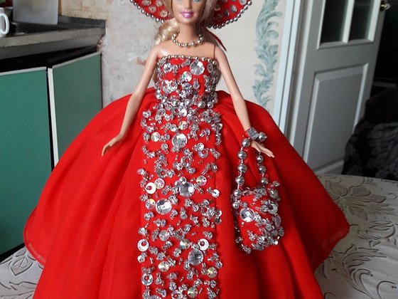 Кукла Барби