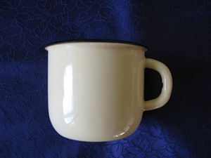 Taldrik/ kruus metall, emailitud. Uus (3 foto / 4)