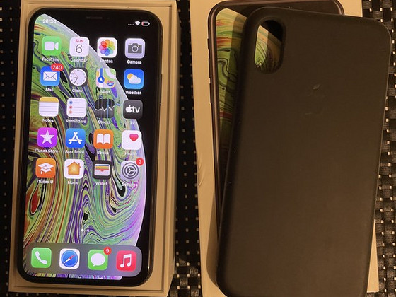 iPHONE XS 64 ГБ