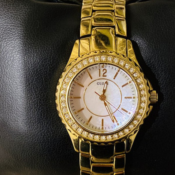 Guess часы оригинал