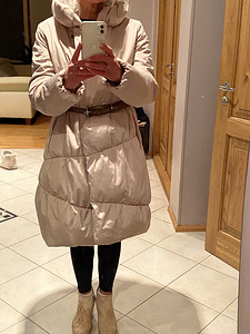 Пуховик scervino, размер S (3 фото из 3)