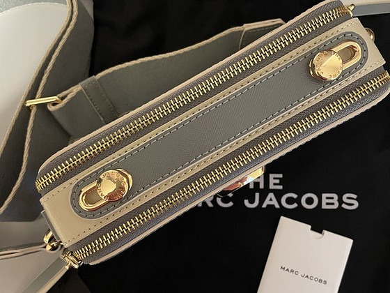 Сумка Marc Jacobs Snapshot Sureshot