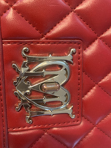 Moschino kott (5 foto / 5)