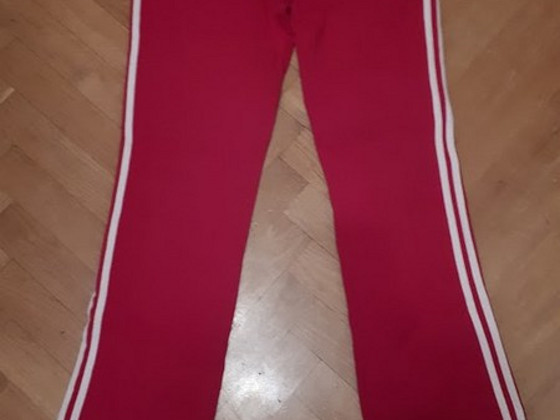 Spordipüksid ,, Adidas ".