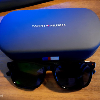 Солнцезащитные очки Tommy Hilfiger Polaroid