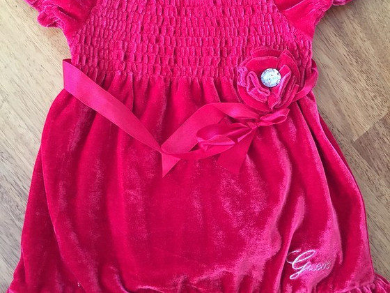 Guess платье на 2 года