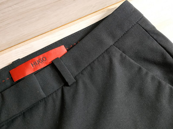 Женские брюки от Hugo Boss 38 р натуральная тонкая шерсть -