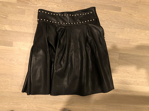 Guess seelik suurus 25 (1 foto / 3)