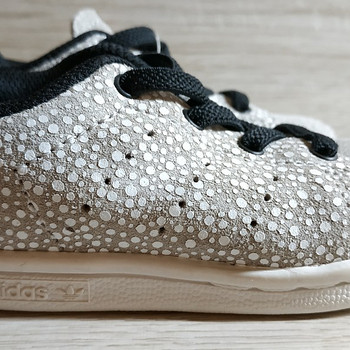 Кожаные фирменные кроссовки для малыша от Adidas - 20 р