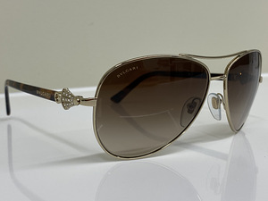 Очки Bvlgari (3 фото из 4)