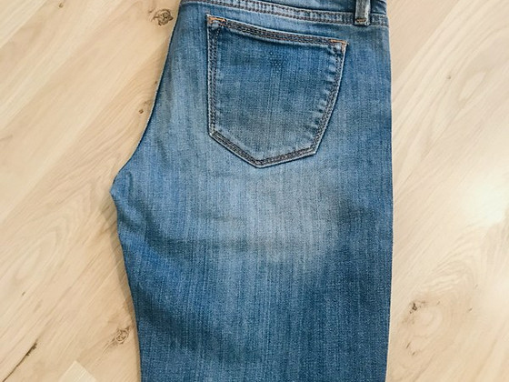 Guess джинсы 25