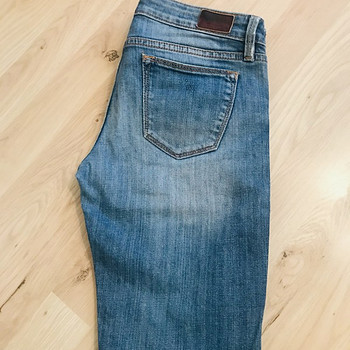 Guess teksad, s 25