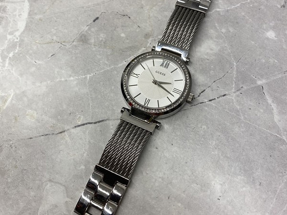 Naiste käekell Guess W0638L1