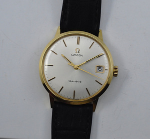 Omega Geneve 18k. (1 foto no 5)
