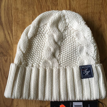 Шапка Hilfiger. НОВАЯ.