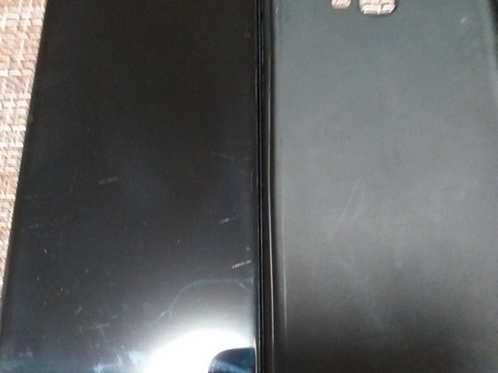 Samsung J4+