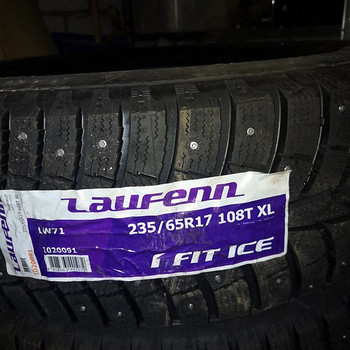 Laufenn новая шипованная резина 235/65R17 108T XL