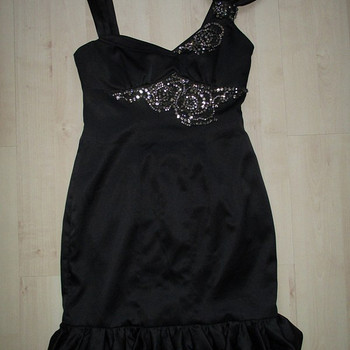 Karen Milleni kleit, suurus S-M