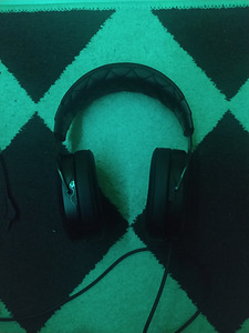 Corsair HS70 наушники (2 фото из 3)