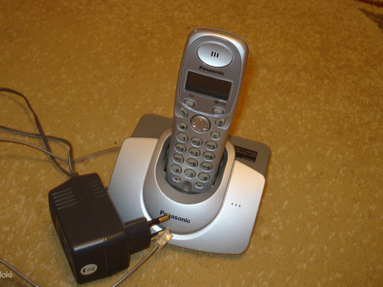 Дигитальный телефон*PANASONIK*
