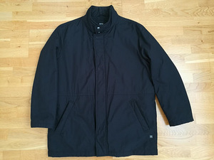 Soliidne must sügisjope (eemaldatav sulevest) "Hugo Boss" XL (2 foto / 10)