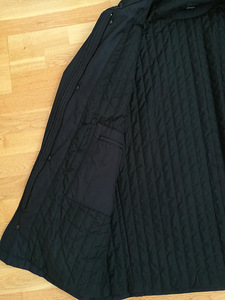 Soliidne must sügisjope (eemaldatav sulevest) "Hugo Boss" XL (6 foto / 10)