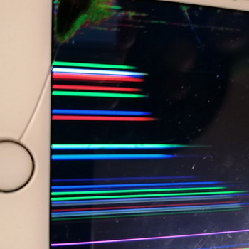 Телефон iPhone 6+ сломался и нуждался в ремонте