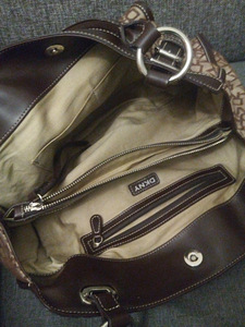 Сумка DKNY. Оригинал. (4 фото из 4)