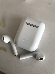 Беспроводные наушники Bluetooth - Airpodside Copy (2 фото из 3)
