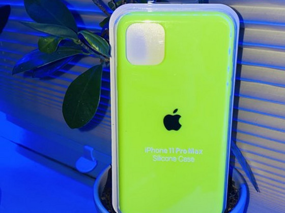 Силиконовый неоновый чехол для iPhone 11 Pro Max