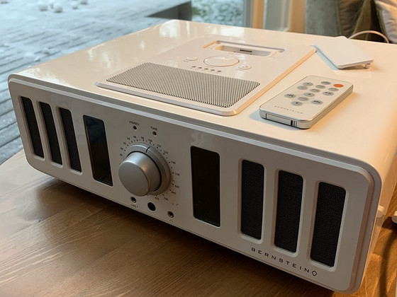 Bernstein ITR10 raadio/muusikakeskus