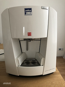 Lavazza LB1100, капсульная кофемашина (1 фото из 2)