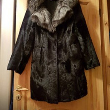 Шуба размер L- XL
