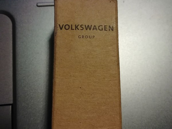 SURVEANDUR /OE 06E906051K VW AUDI
