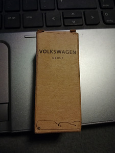SURVEANDUR /OE 06E906051K VW AUDI (1 foto / 3)