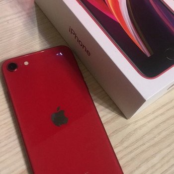 iPhone se 2020 64 гб