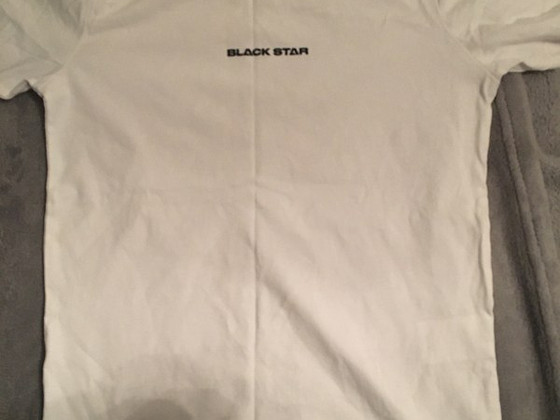 BLACK STAR T-särk