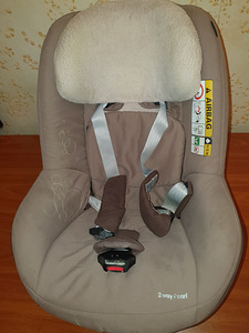 Maxi-Cosi 2Way Pearl turvatool + Isofix alus + suvekate (2 foto / 5)