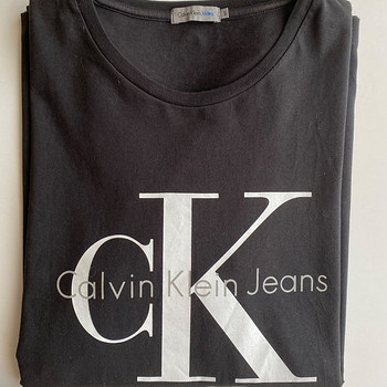 Футболка Calvin Klein