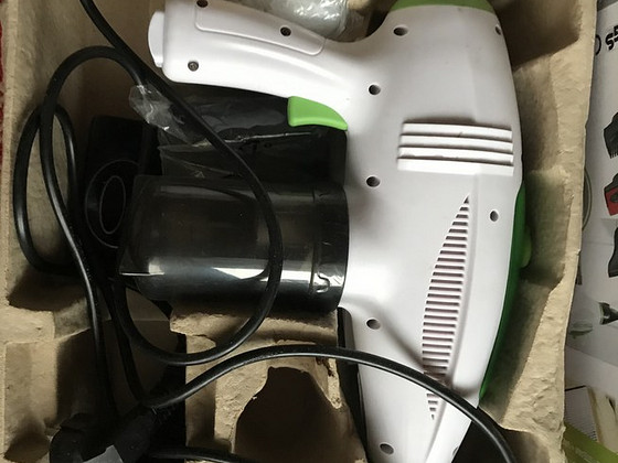 Steam cleaner. Vapori koristaja. Пароочиститель