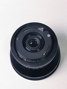М: Vivitar 20mm f3.8 Canon FD (3 фото из 4)